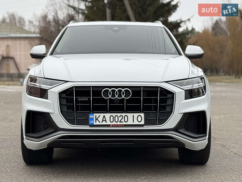 Audi Q8 2021
