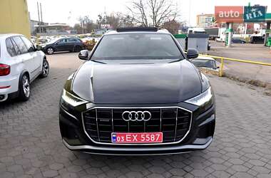 Позашляховик / Кросовер Audi Q8 2021 в Львові