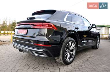 Позашляховик / Кросовер Audi Q8 2021 в Львові