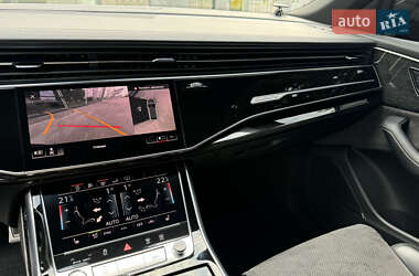 Внедорожник / Кроссовер Audi Q8 2019 в 