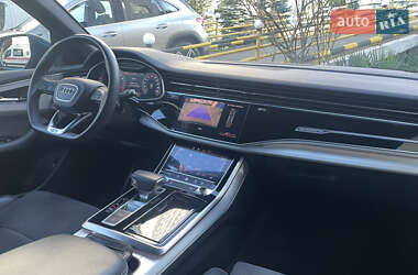 Позашляховик / Кросовер Audi Q8 2019 в 