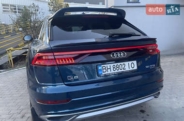 Позашляховик / Кросовер Audi Q8 2019 в 