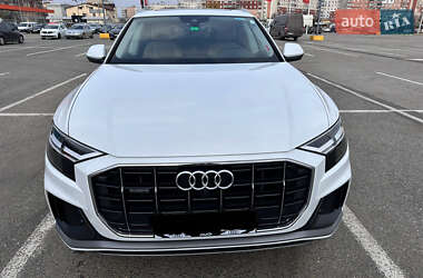 Audi Q8 2021