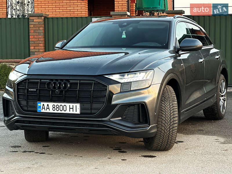 Позашляховик / Кросовер Audi Q8 2023 в Коростишеві