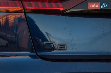 Внедорожник / Кроссовер Audi Q8 2019 в 