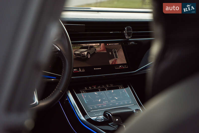 Внедорожник / Кроссовер Audi Q8 2019 в Ивано-Франковске