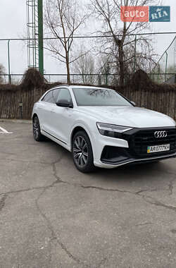 Позашляховик / Кросовер Audi Q8 2018 в Дніпрі