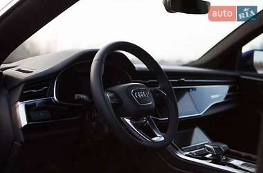Внедорожник / Кроссовер Audi Q8 2020 в 