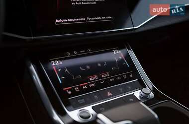 Внедорожник / Кроссовер Audi Q8 2020 в 