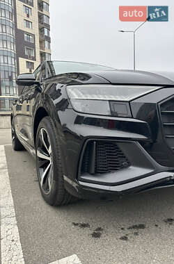 Внедорожник / Кроссовер Audi Q8 2019 в Киеве