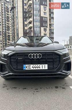 Внедорожник / Кроссовер Audi Q8 2019 в Киеве