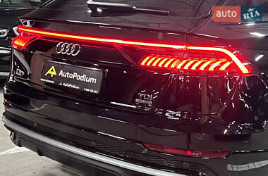 Позашляховик / Кросовер Audi Q8 2020 в Києві