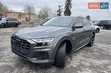 Внедорожник / Кроссовер Audi Q8 2018 в 