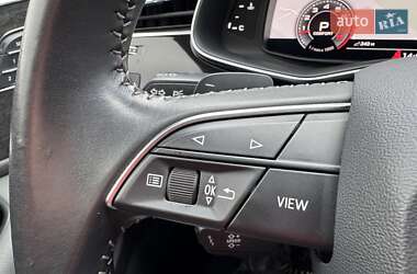 Внедорожник / Кроссовер Audi Q8 2018 в 