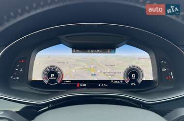 Внедорожник / Кроссовер Audi Q8 2018 в 