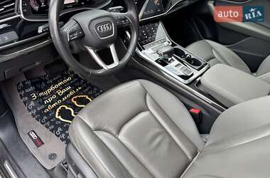 Внедорожник / Кроссовер Audi Q8 2018 в 