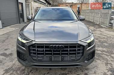 Внедорожник / Кроссовер Audi Q8 2018 в 