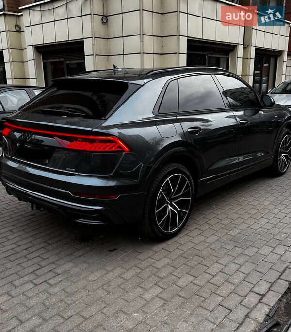 Внедорожник / Кроссовер Audi Q8 2018 в Киеве