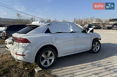 Позашляховик / Кросовер Audi Q8 2019 в Києві