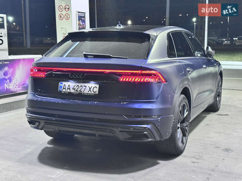 Внедорожник / Кроссовер Audi Q8 2019 в Киеве