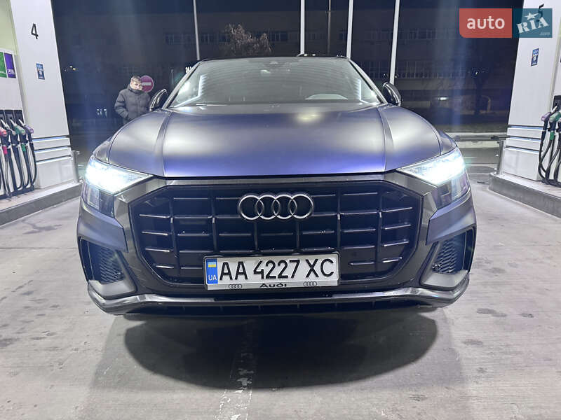 Внедорожник / Кроссовер Audi Q8 2019 в Киеве
