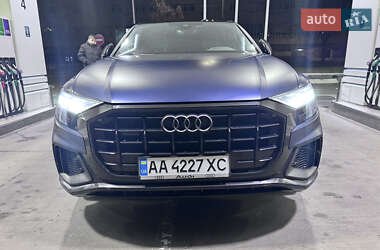 Внедорожник / Кроссовер Audi Q8 2019 в 