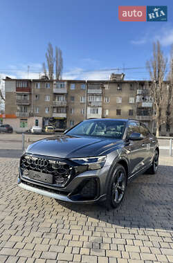 Внедорожник / Кроссовер Audi Q8 2025 в Одессе