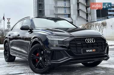 Внедорожник / Кроссовер Audi Q8 2020 в Киеве