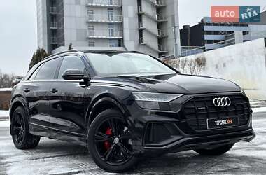 Внедорожник / Кроссовер Audi Q8 2020 в Киеве