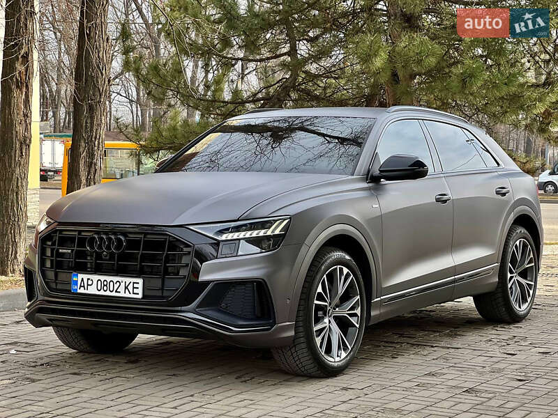 Audi Q8 2023