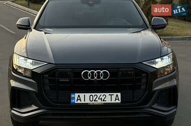 Позашляховик / Кросовер Audi Q8 2019 в 