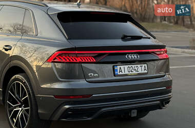Позашляховик / Кросовер Audi Q8 2019 в 