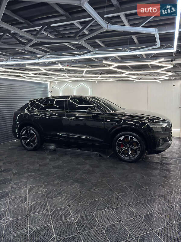 Внедорожник / Кроссовер Audi Q8 2023 в Ужгороде фото 5 Внедорожник / Кроссовер Audi Q8 2023 в Ужгороде