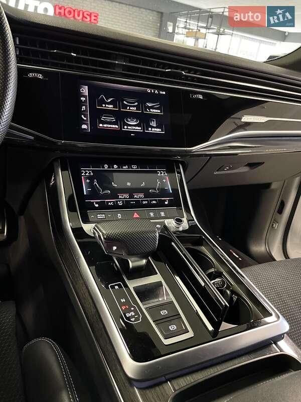 Внедорожник / Кроссовер Audi Q8 2019 в Львове