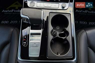 Внедорожник / Кроссовер Audi Q8 2023 в 