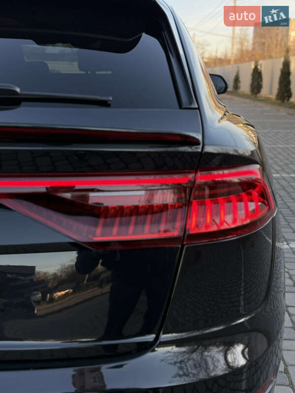 Внедорожник / Кроссовер Audi Q8 2018 в Киеве фото 17 Внедорожник / Кроссовер Audi Q8 2018 в Киеве