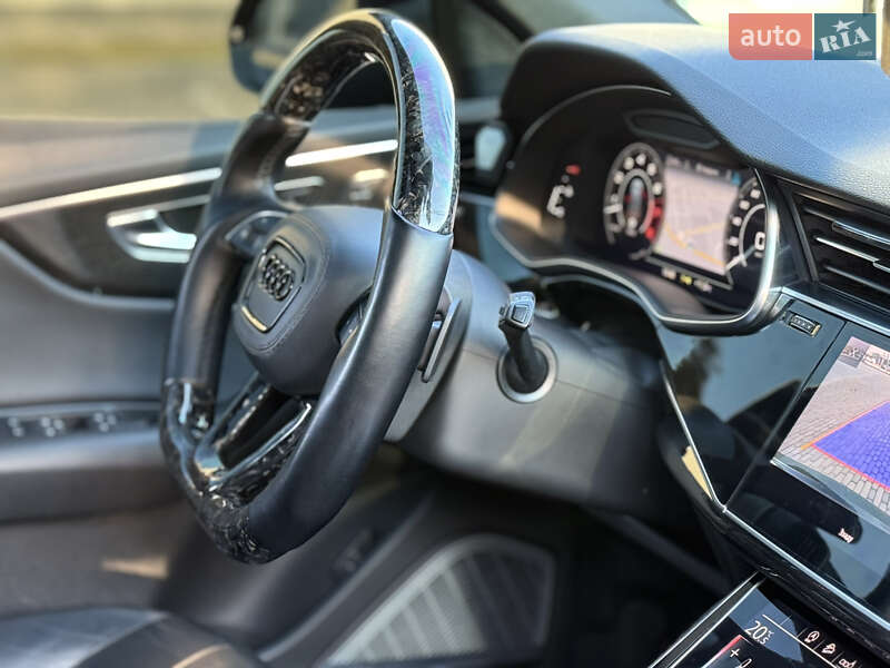 Внедорожник / Кроссовер Audi Q8 2018 в Киеве фото 21 Внедорожник / Кроссовер Audi Q8 2018 в Киеве