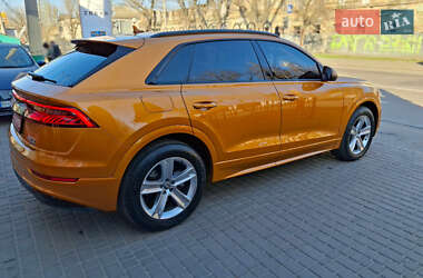 Внедорожник / Кроссовер Audi Q8 2019 в 