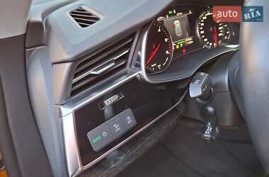 Внедорожник / Кроссовер Audi Q8 2019 в 