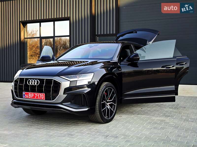 Внедорожник / Кроссовер Audi Q8 2018 в Ровно