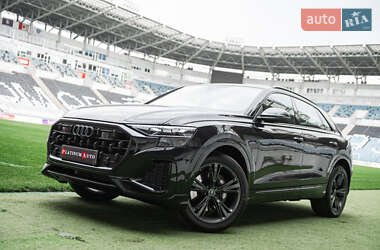 Внедорожник / Кроссовер Audi Q8 2025 в 