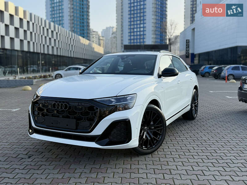 Внедорожник / Кроссовер Audi Q8 2025 в 