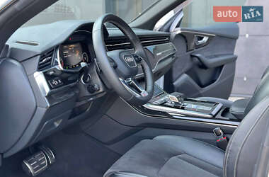 Внедорожник / Кроссовер Audi Q8 2020 в 
