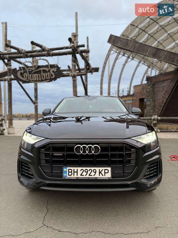 Внедорожник / Кроссовер Audi Q8 2019 в Одессе