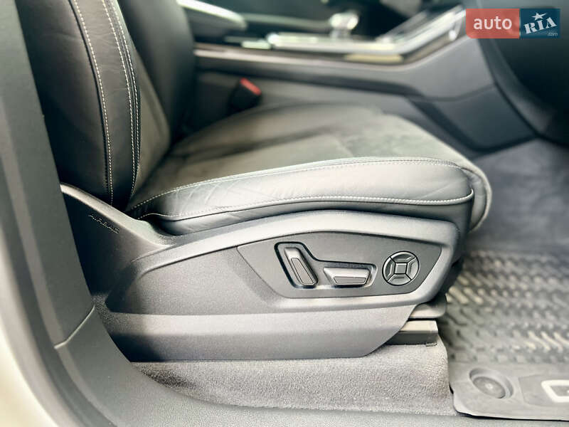 Внедорожник / Кроссовер Audi Q8 2020 в Харькове