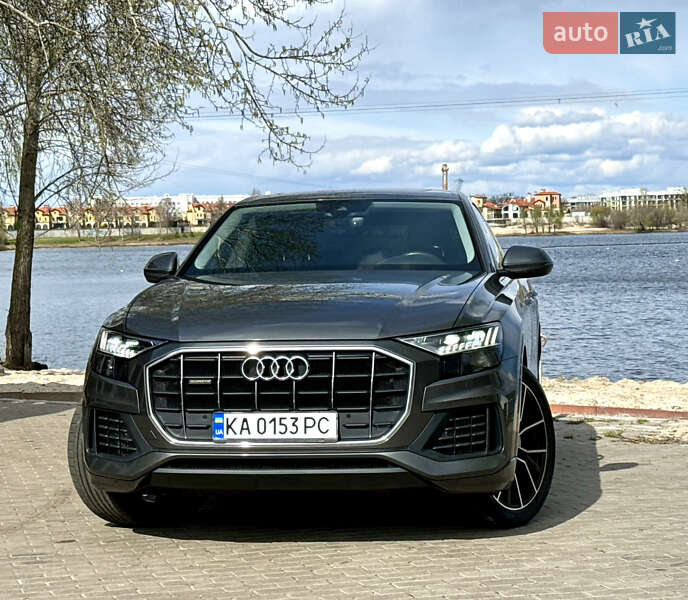 Внедорожник / Кроссовер Audi Q8 2019 в Киеве