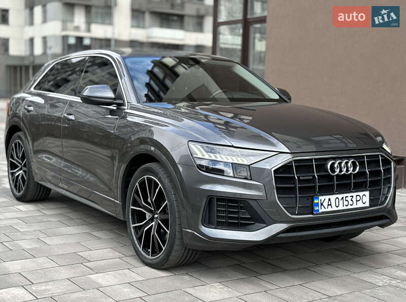 Внедорожник / Кроссовер Audi Q8 2019 в Киеве