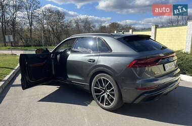 Внедорожник / Кроссовер Audi Q8 2018 в 