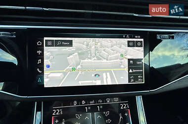 Внедорожник / Кроссовер Audi Q8 2020 в 