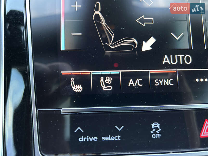 Внедорожник / Кроссовер Audi Q8 2020 в Одессе